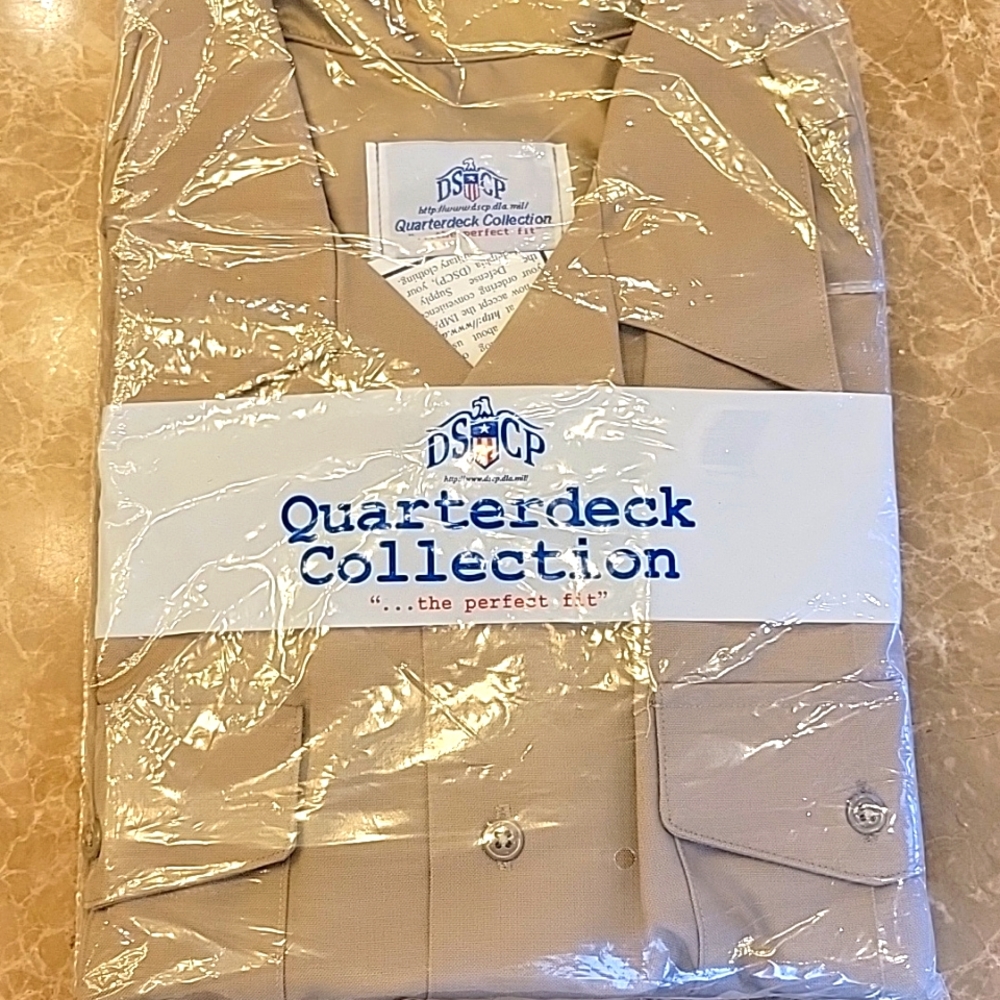 DSCP Quarterdeck Collection Men's Khaki Short-sleeved Military Shirt,XL Athletic